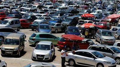 بسبب ندرتها.. سلوكيات جديدة في شراء السيارات.. وأسعارها محلياً الأعلى !!