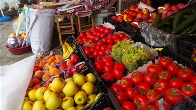 انخفاض جزئي في أسعار البطاطا وبعض الخضار مع بدء قلع العروة الخريفية