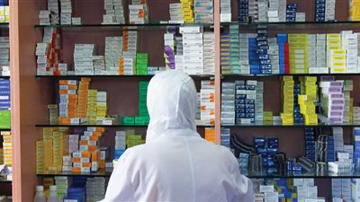 بعد رفع أسعار الدواء.. نقيب صيادلة دمشق يدعو لتوسيع التعامل مع شركات التأمين الصحي