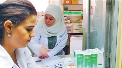 كيف تفسر «الصحة» نقص الأدوية في المشافي العامة؟ … مدير المشافي: الإشكالية في موازنة المشافي مقارنة بالارتفاع المفاجئ لأسعار الأدوية