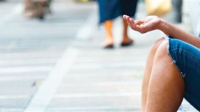 قانون جديد لمكافحة التسول … عضو مجلس الشعب: ظاهرة التسول لم تعد مقتصرة على المعاقين بل تعدتهم إلى بنات وشباب قادرين على العمل