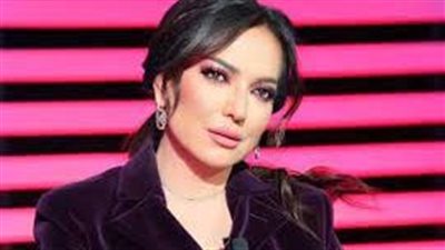 أمل عرفة لـ