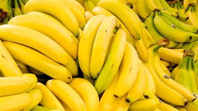 تجار سوق الهال: سعر الموز سينخفض إلى ٢٠ ألف ليرة بعد فتح الاستيراد !!