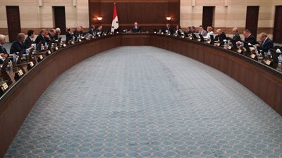 35 % تعويض طبيعة عمل لعمال الإطفاء … مجلس الوزراء يؤكد إعادة النظر بعمل الجهات الوسيطة بين الجهات العامة المنتجة والأسواق