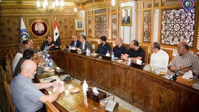 صناعيون يطالبون بتنظيم تجمع معامل” خلف التاون سنتر ” الذي يضم 450 منشأة لتحسين واقع الاستثمار وتوفير فرص العمل